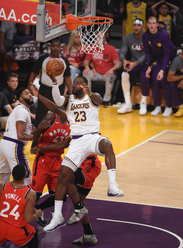 杨鸣：球队对自己的定位非常准确，今晚全力去冲击北京队（杨鸣称球队定位清晰，今晚将全力挑战北京队）