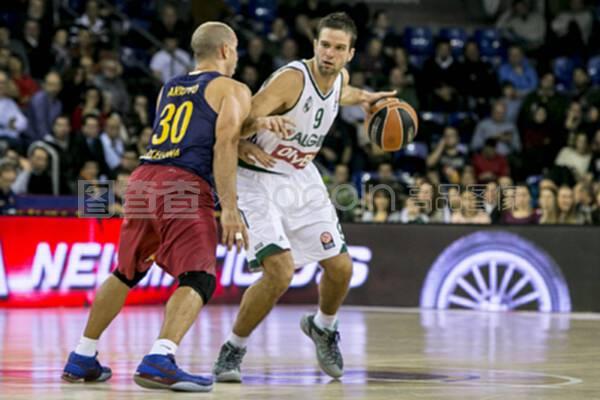 都体：穆阿尼加盟尤文的交易进展积极，DV9的出售是最后变数（都体：尤文签穆阿尼进展顺利，是否出售DV9成最后关键）