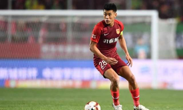 欧冠前瞻：皇马教练阿隆索生死战，曼城对西甲队豪取四连胜（欧冠前瞻：阿隆索率皇马迎生死关，曼城对西甲球队已豪取四连胜）