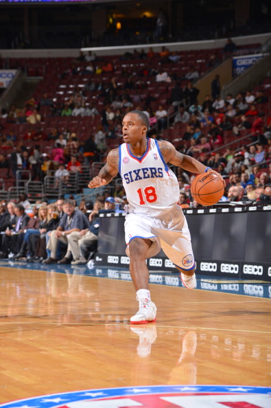 英媒：拜仁有意费耶诺德右后卫里德，但将面临英超俱乐部竞争（英媒：拜仁看中费耶诺德右后卫里德，英超多队参与争夺）