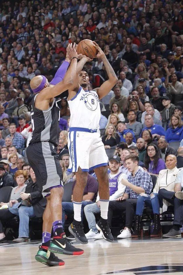 徐尚：我建议并支持邵佳一竞聘国足主帅，希望他到更高的舞台（徐尚：力挺邵佳一竞聘国足主帅，期待他走向更高舞台）