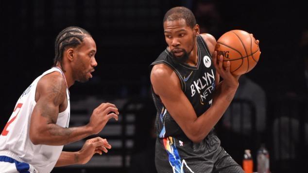 米切尔：以前拿到埃迪·库里转赠他人的球鞋 他不知道曾帮助过我（米切尔：曾获埃迪·库里转送球鞋 他不知道自己曾帮助过我）