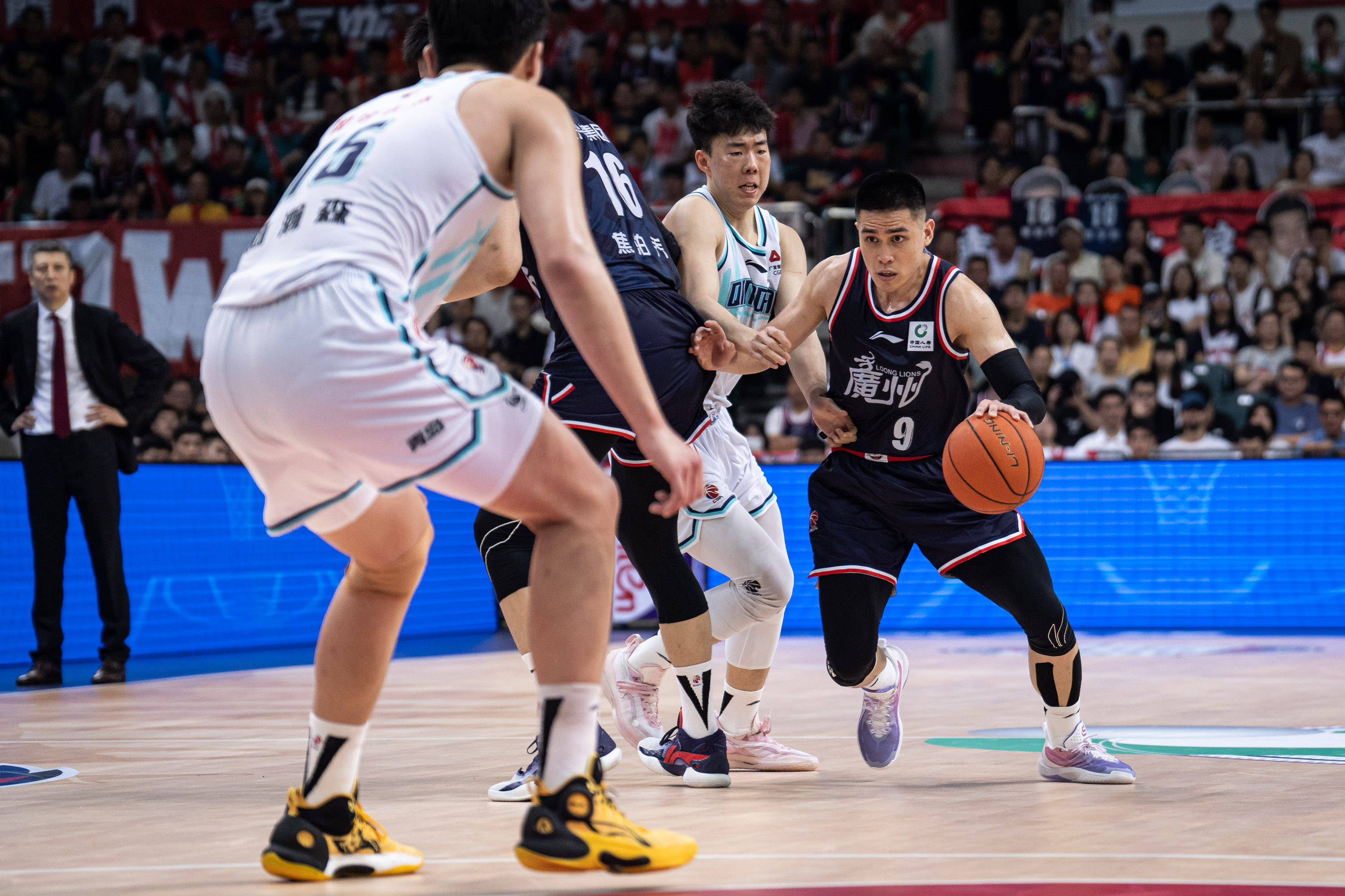 那不勒斯经历10轮点球晋级意杯8强，孔蒂：我们更配得上晋级（点球大战鏖战10轮，那不勒斯挺进意杯八强；孔蒂：这次晋级当之无愧）