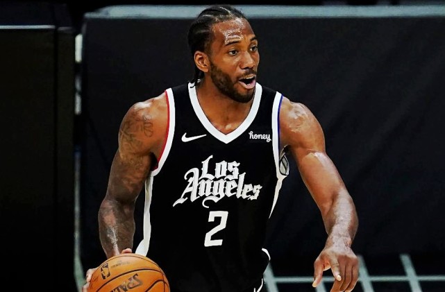 弗罗因德：球队展现了能量和韧性，我非常欣赏这样的胜利（弗罗因德：球队展现出活力与韧性，这样的胜利令我由衷赞赏）