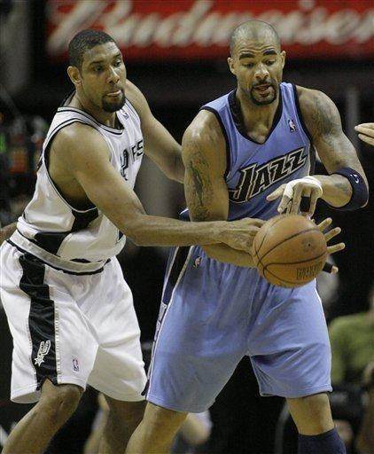 阿诺德或伤缺两个月！皇马赛程：12月欧冠战曼城，明年1月西超杯（阿诺德恐休战两月！皇马赛程：12月欧冠对阵曼城，明年1月征战西超杯）